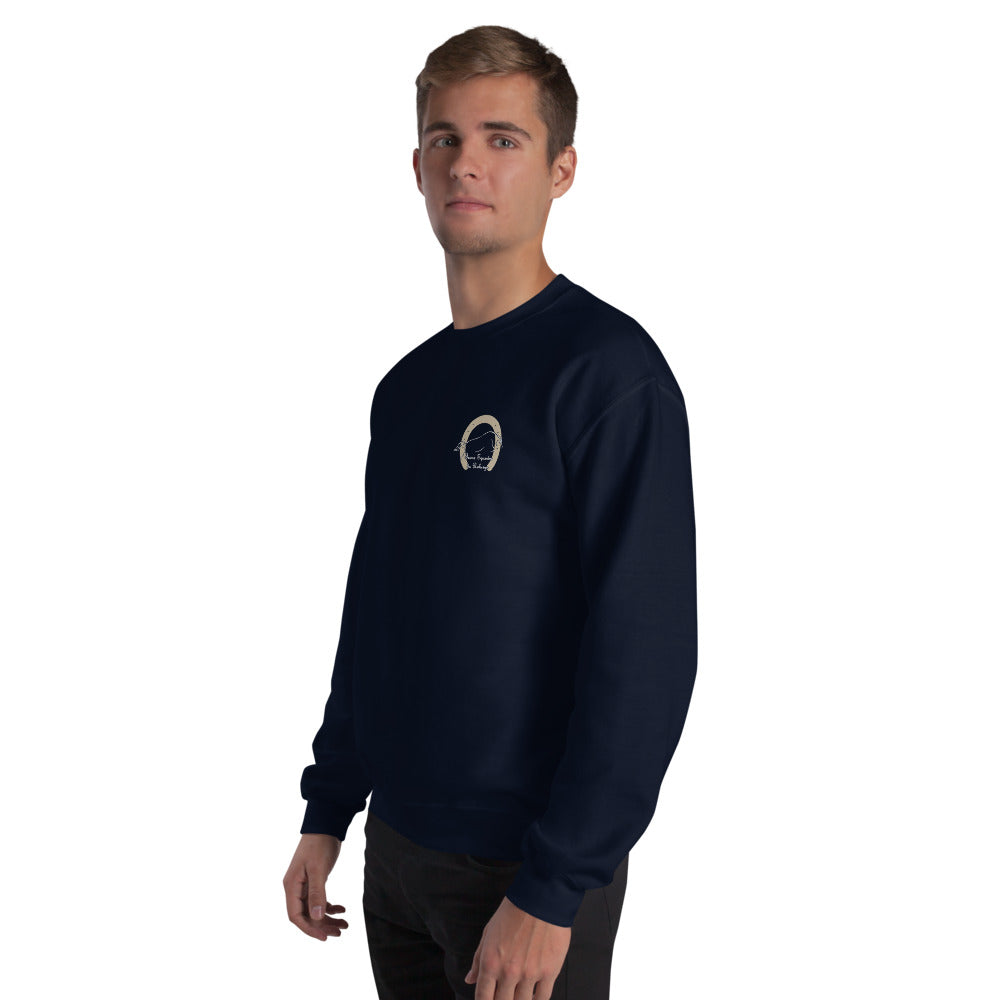 Sweat col rond unisexe Les Poneys du Roheryn, Bleu marine, porté par un homme, vue trois quarts