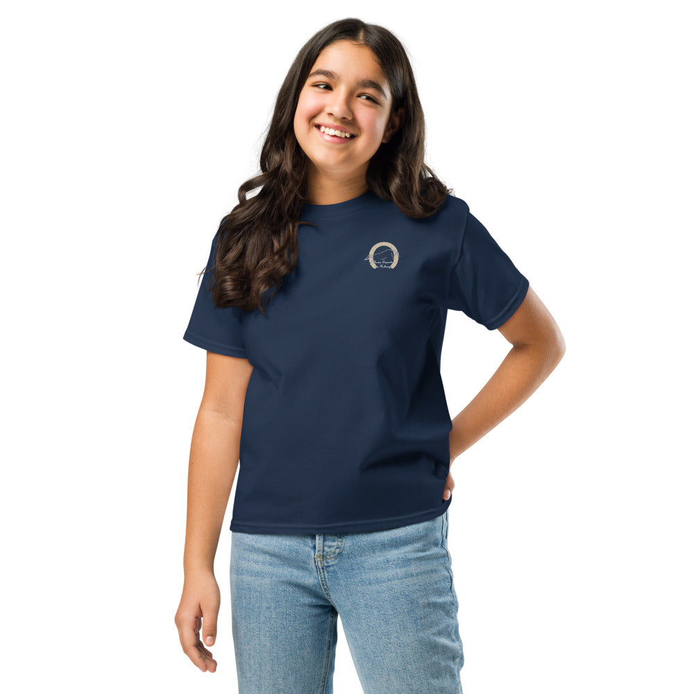 T-shirt classique enfant Les Poneys du Roheryn, Bleu marine, porté par une femme, vue de face