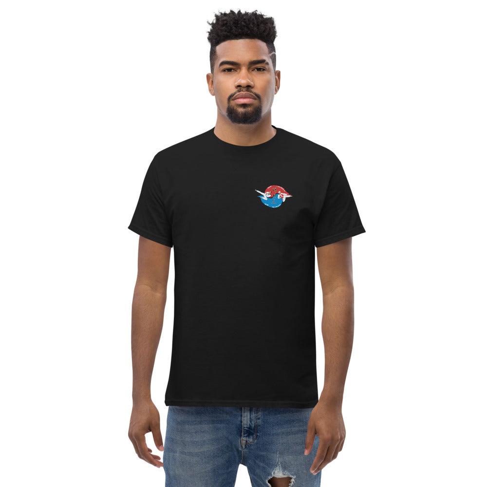 T-shirt classique unisexe Ozoir Taekwondo, Noir, porté par un homme, vue de face